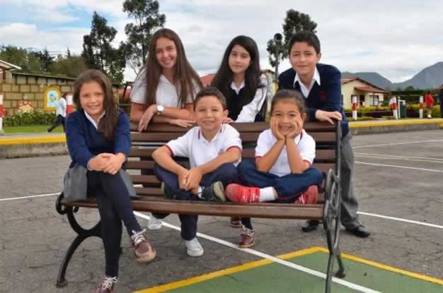Miniatura COLEGIO LISA MEITNER